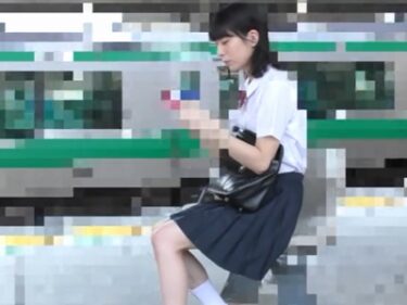 おとなしそうなJKを狙って逆さ撮り→痴漢→強制レ●プのフルコース！