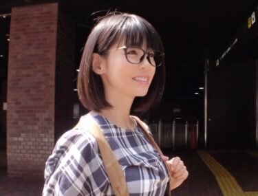 めがねの真面目そうな小〇校の先生をナンパ→日頃のストレスが溜まり過ぎて…